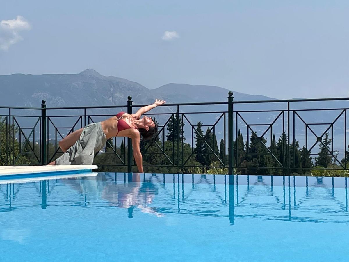 Villa Kira Áfra Esterno foto