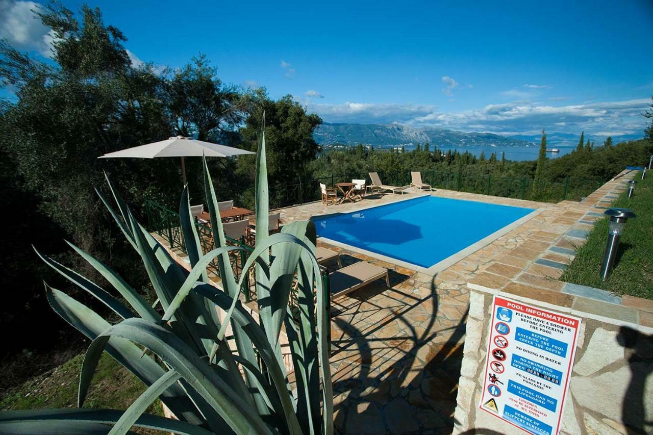 Villa Kira Áfra Esterno foto